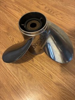 Quicksilver Mirage Stainless Steel Prop, 3blade, 17pitch