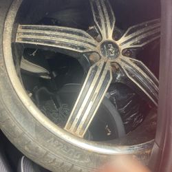 22 Inch Rims Full Set