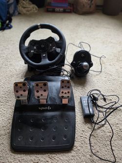 G920 Logitech Gaming Wheel with Shifter