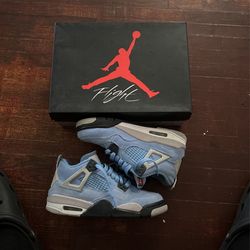 Jordan 4 Umc