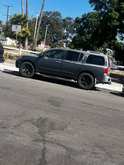2004 Nissan Armada Full-Size SUV