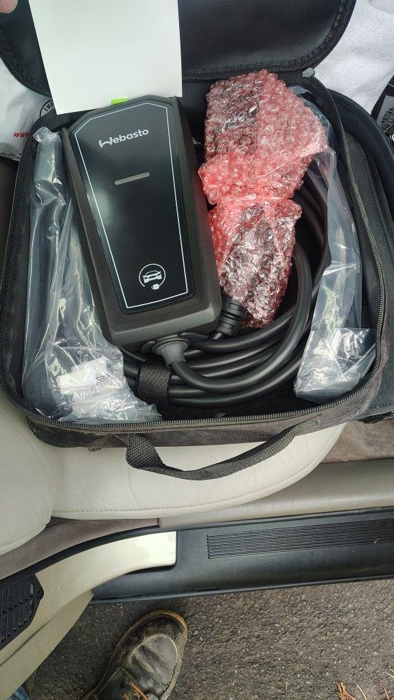 Webasto Go Portable Electric Vehicle Charger 