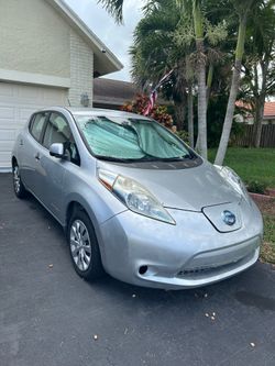 2015 Nissan leaf Shell