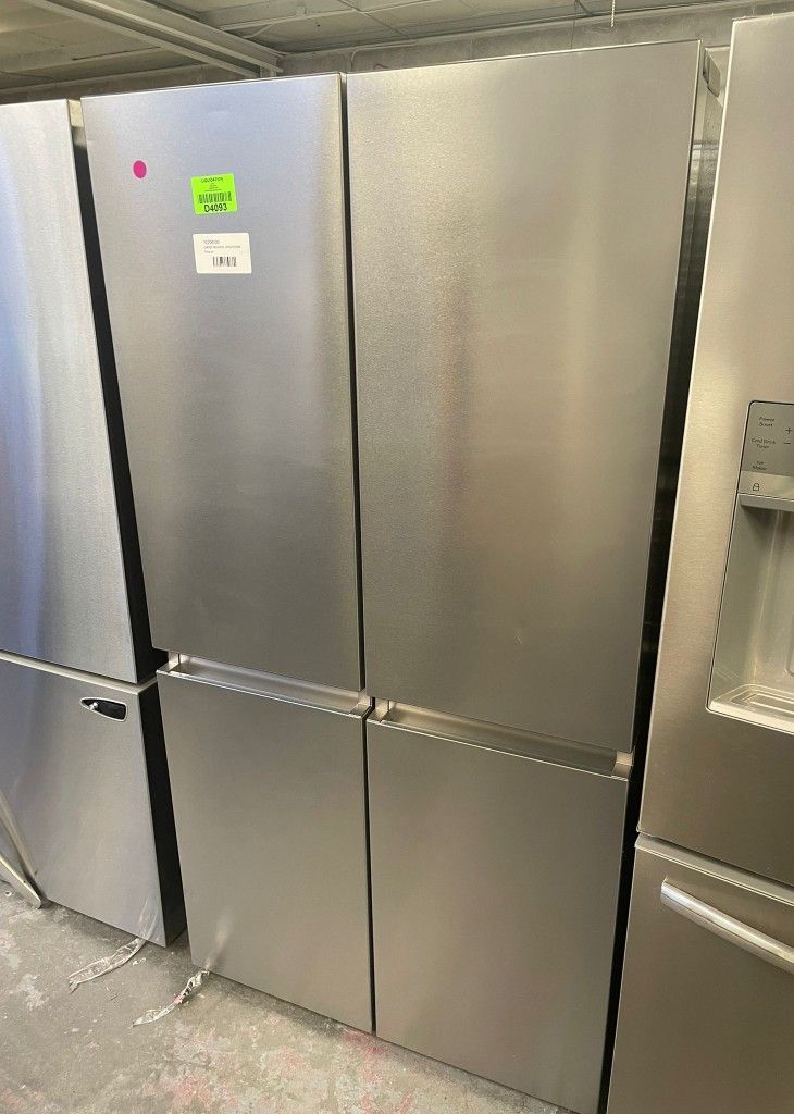 NEW HISENSE HRQ215N6BVD 21.6cu ft Counterdepth Refrigerator for Sale