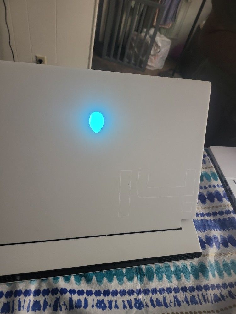Alienware X14