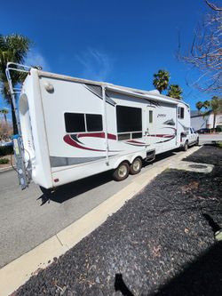 2006 Keystone Everest