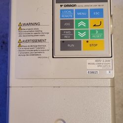 Omron Varispeed E7 CIMR-E7Z42P2 BRAND NEW!