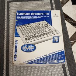 Behringer Eurorack Ub1832fx-pro Mixer Console 