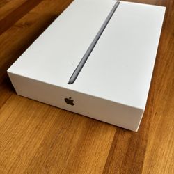 Apple iPad 6th Generation 128gb