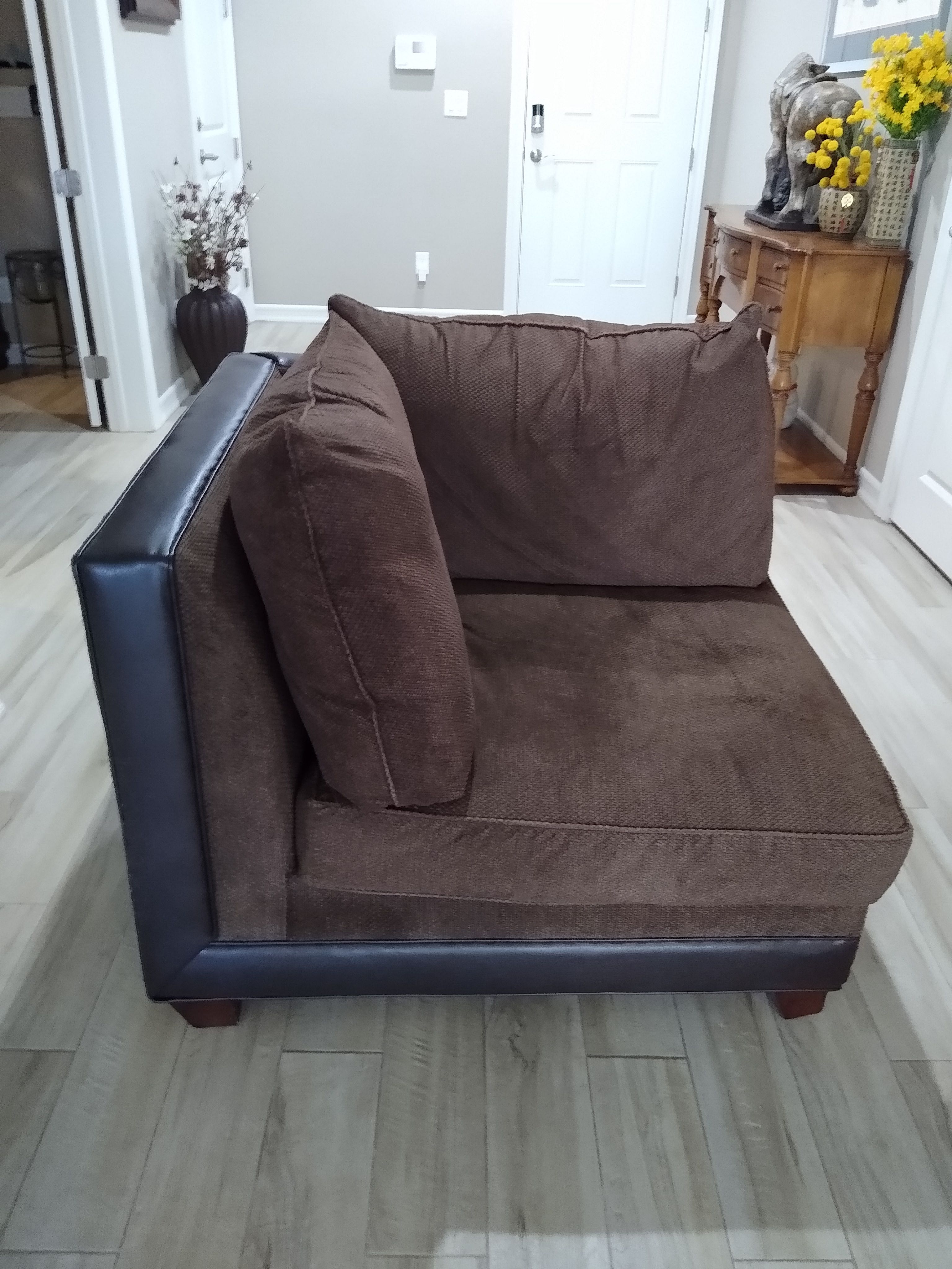 Sectional Sofa, Sectional Couch, 7 PCS RC Willey for Sale in Las