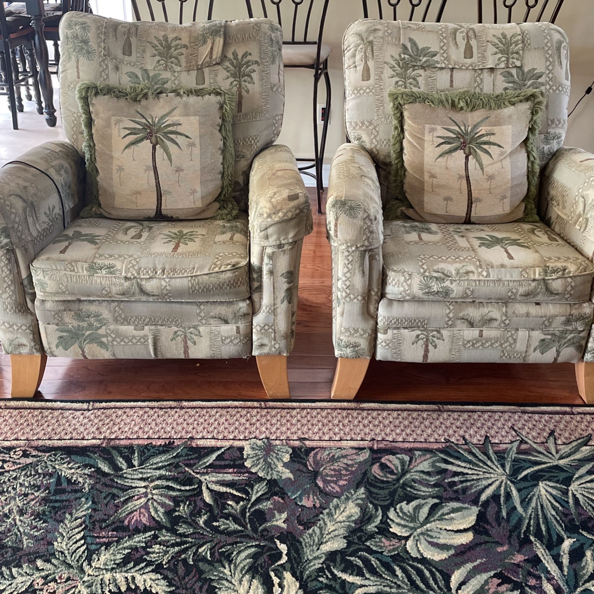 2 Lazy Boy Classics Reclining Chairs