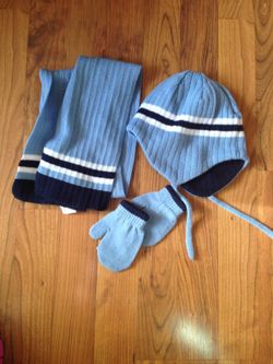 Cute set can be for boy or girl size infant