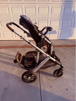 Uppababy V2 Stroller