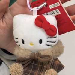 Hello Kitty Plush Keychain 