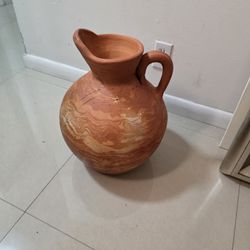Terracotta vase 20.5 in  H x 16.5 In W vintage 01 piece