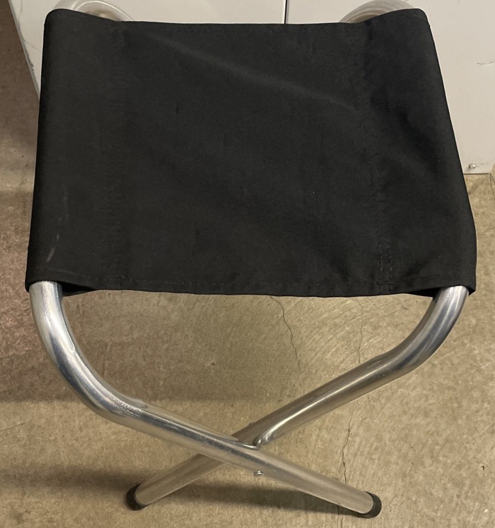 Small Folding Chair Stool, Camping Stool Furniture Stools Camp Stool for hiking or beach camping