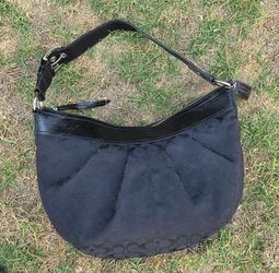 Coach Soho Pleated Signature Hobo Bag (Model F13741)