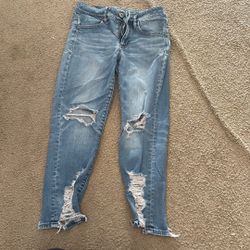 Size 8 American Eagle Capris