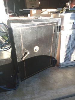 Safe With Combo Large 