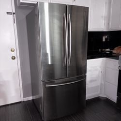 French Door Stainless Steel Refrigerator 