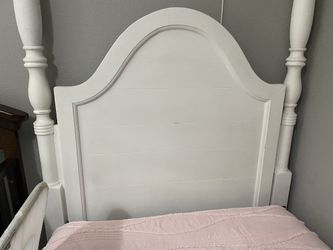Magnolia home 2024 camelback poster bed