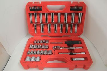 Craftsman CMMT45061 Mechanic Tool Set 61pc