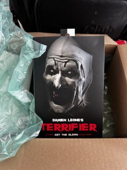 Neca Terrifier