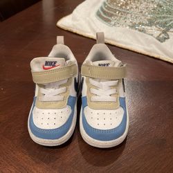 Jordan’s Toddlers Size 4 1/2
