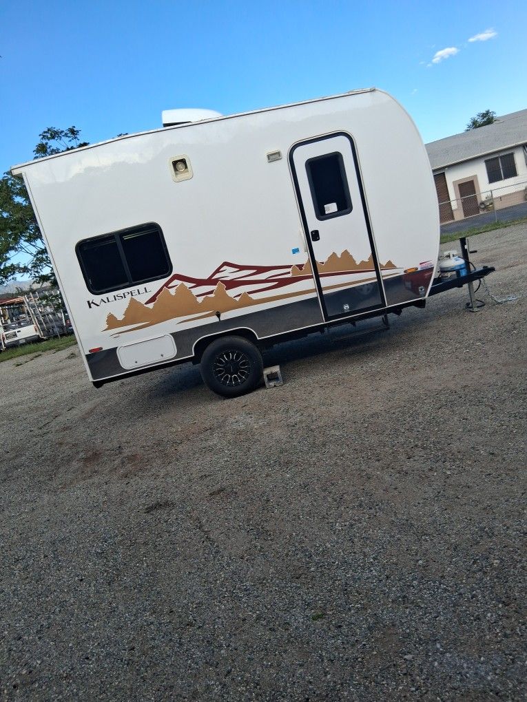 12 Ft Travel Trailer