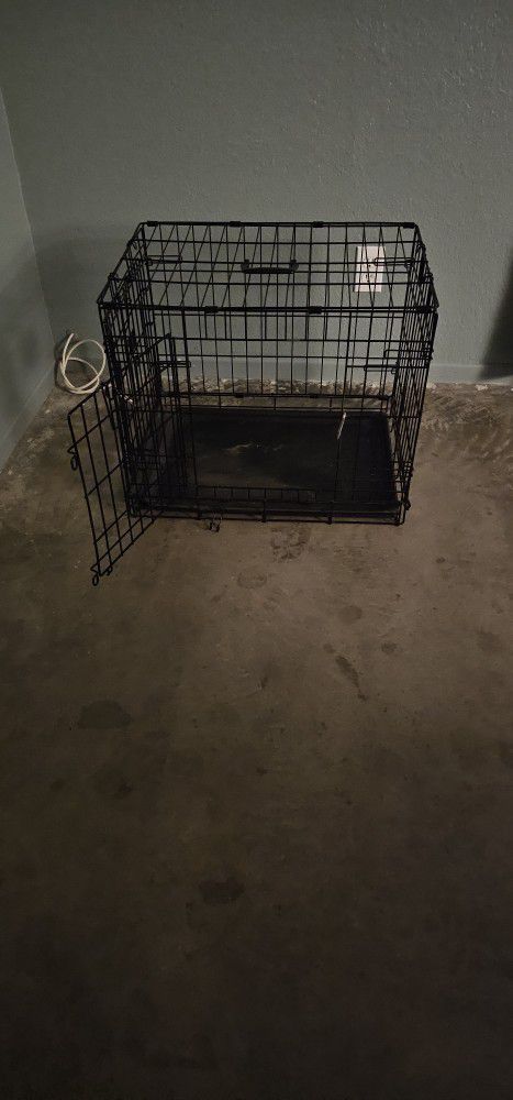 Small Dog Crate, 24"