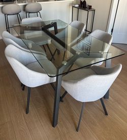 Dinning table set w/6 chairs