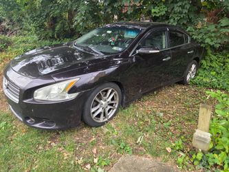 Nissan maxima 2011 s parts only