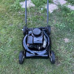 Cortadora de yarda buenas condiciones