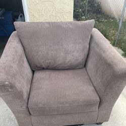 Free Arm Chair