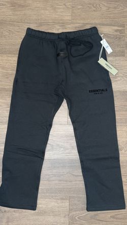 Essential sweats black