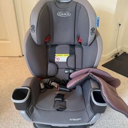 GRACO CHILD CAR SEAT
