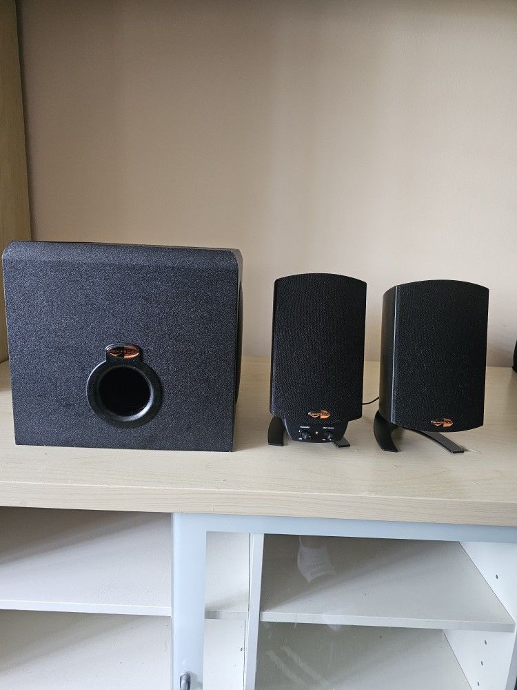 Klipsch Promedia 2.1 THX Desktop Speakers