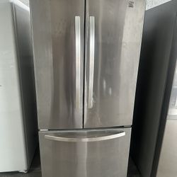 33 Wide French Door Refrigerator