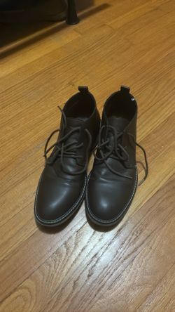 Shoe