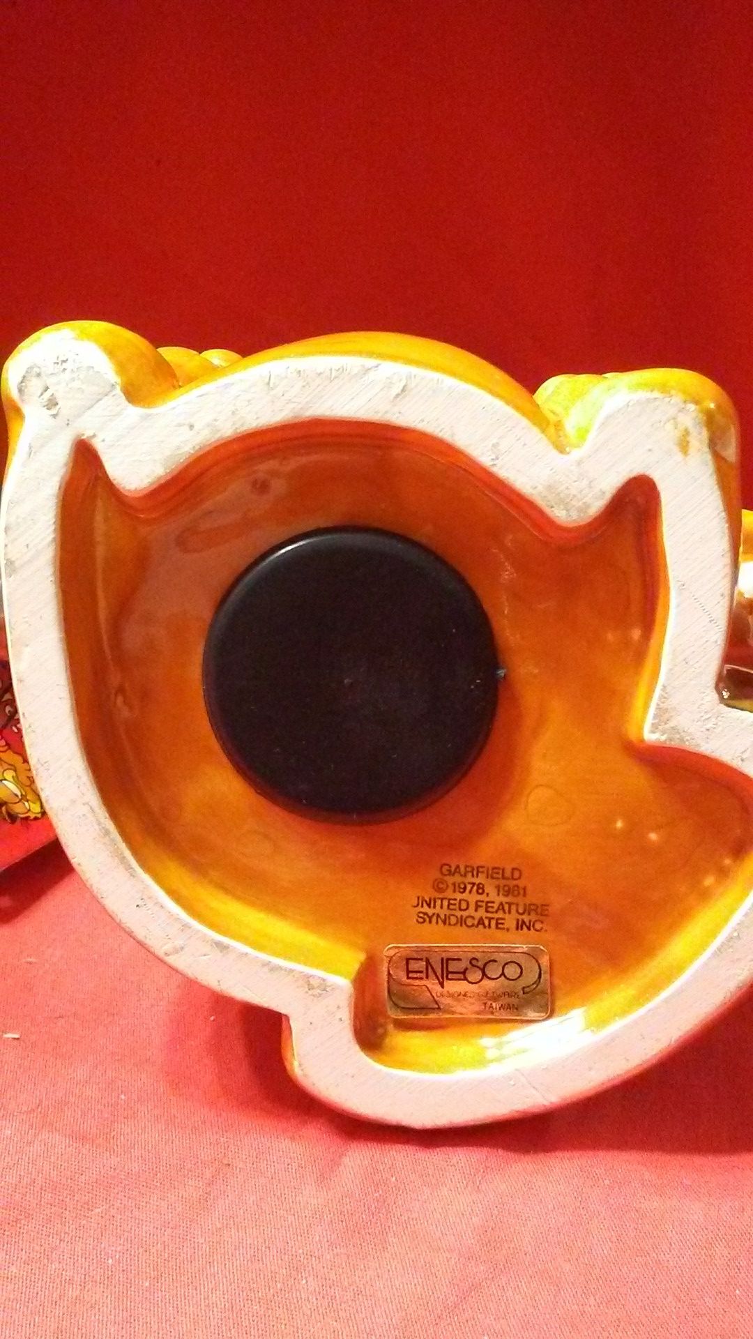Garfield Feed The Kitty Bank, New with tag