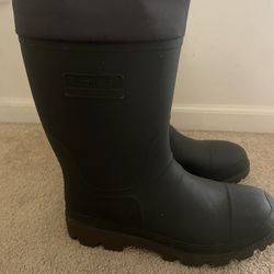 Like New Green Kamil Boots-Size 11