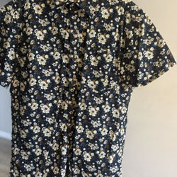 Men’s Button Shirt Size (S)