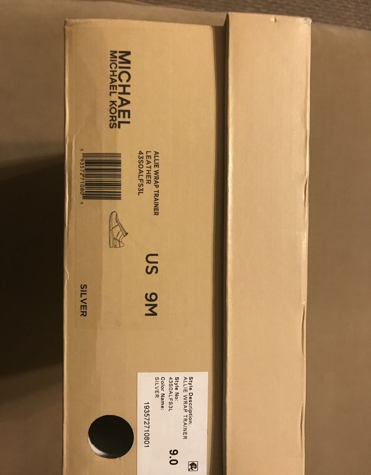 Michael Kors sneakers Size 9