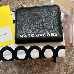 New Leather Marc Jacobs Wallet For Sale.. 