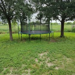 Trampoline. 