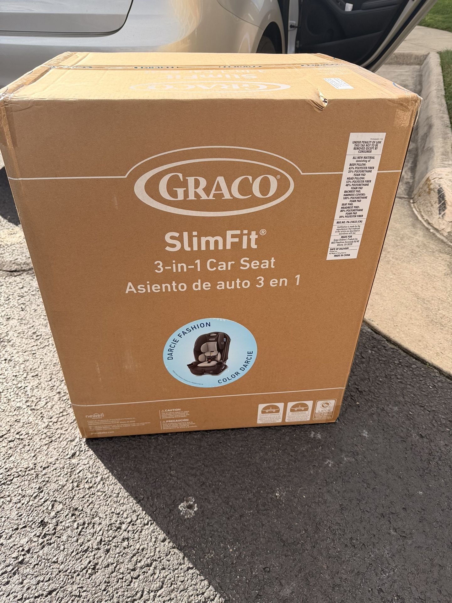 Graco SlimFit 3-in-1 Car Seat New