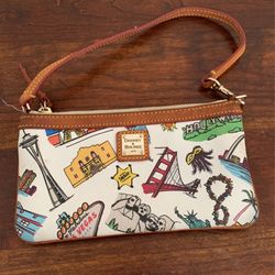 Purse Wallet Dooney & Bourke
