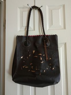 Patricia Nash 👜