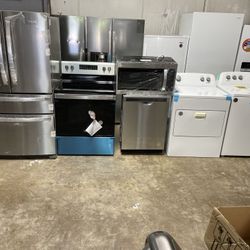 Whirlpool Appliance Kitchen Package