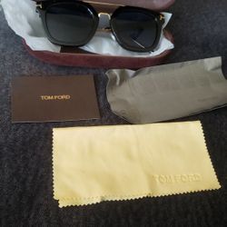 Tom Ford Sunglasses.  New. $150. Pickup In Oakdale 